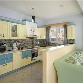 7 bedroom seaside villa with pool, Kassiopi, sleeps 13